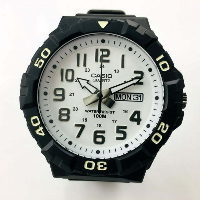 Casio Men's Oversized Dive Style Watch Black/White MRW210H-7AV