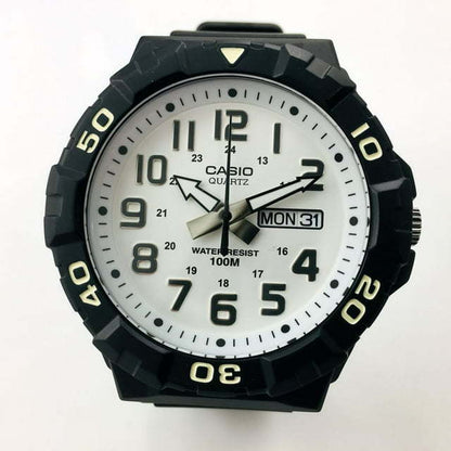 Casio Men's Oversized Dive Style Watch Black/White MRW210H-7AV