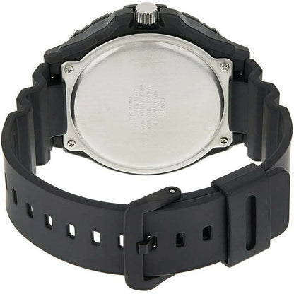 Casio Men's Oversized Dive Style Watch, Black/Silver MRW210H-1AV